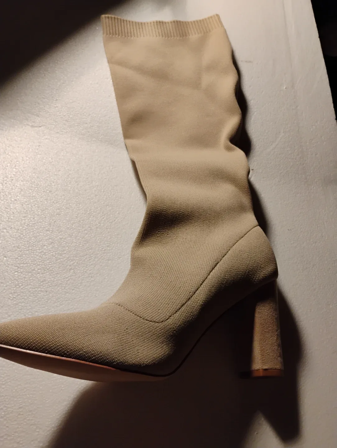 Cosy Island Women's shoes for sale- choose ONE-msrp $99!! image indicator(10)