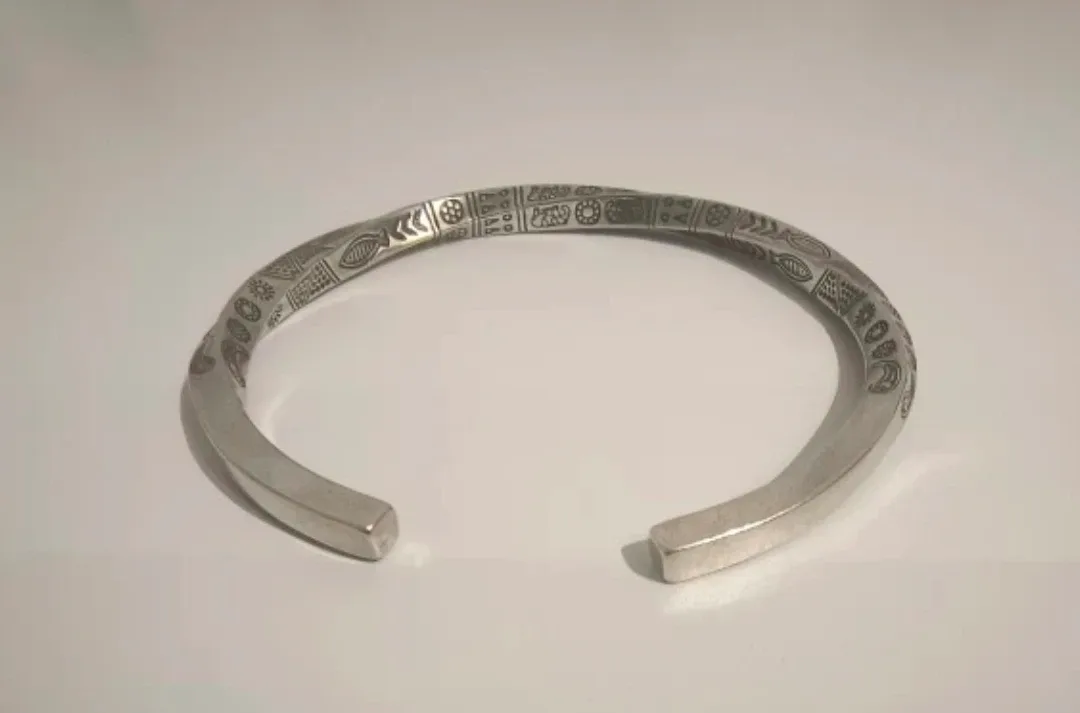 925 Sterling Silver Geometry Totem Design Bracelet (Unisex)