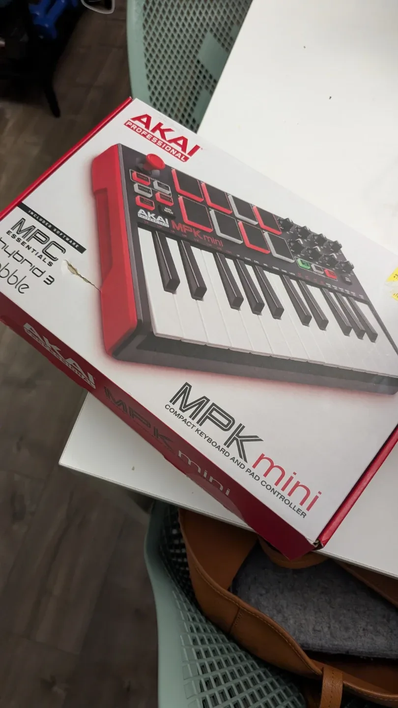 Akai MPK Mini Compact Keyboard