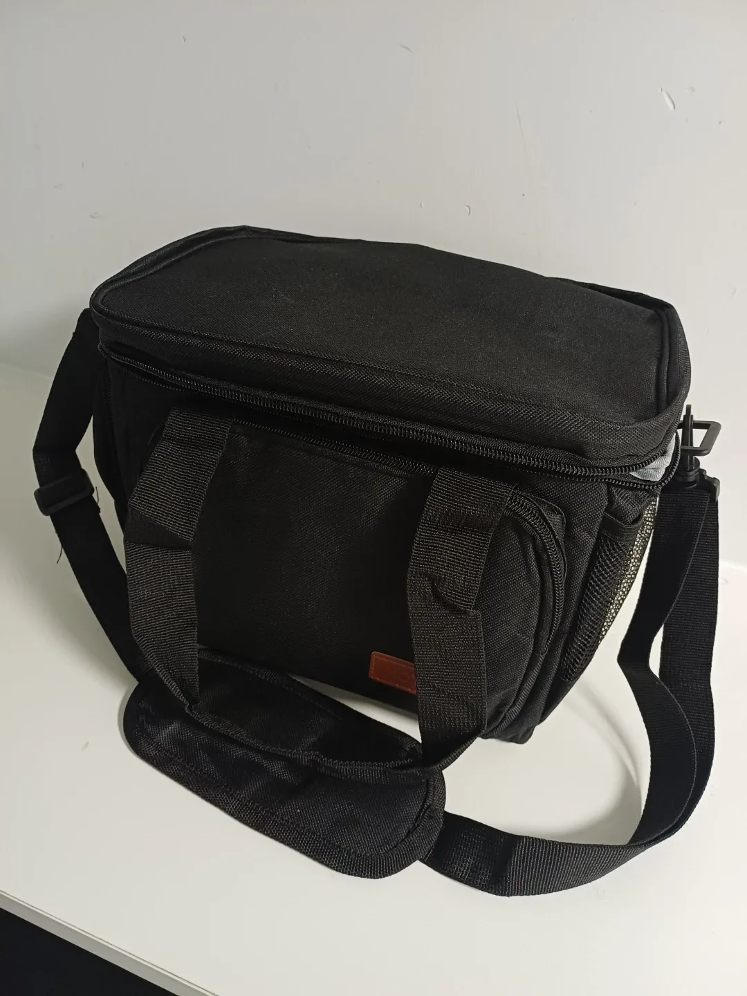Hotor Black Insulated Lunch Bag image indicator(4)