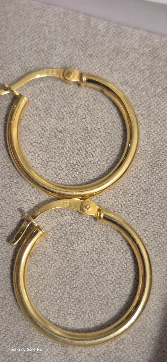 BRAND NEW  STERLING SILVER  HOOPS image indicator(4)