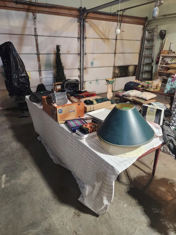 Garage sale image indicator(2)