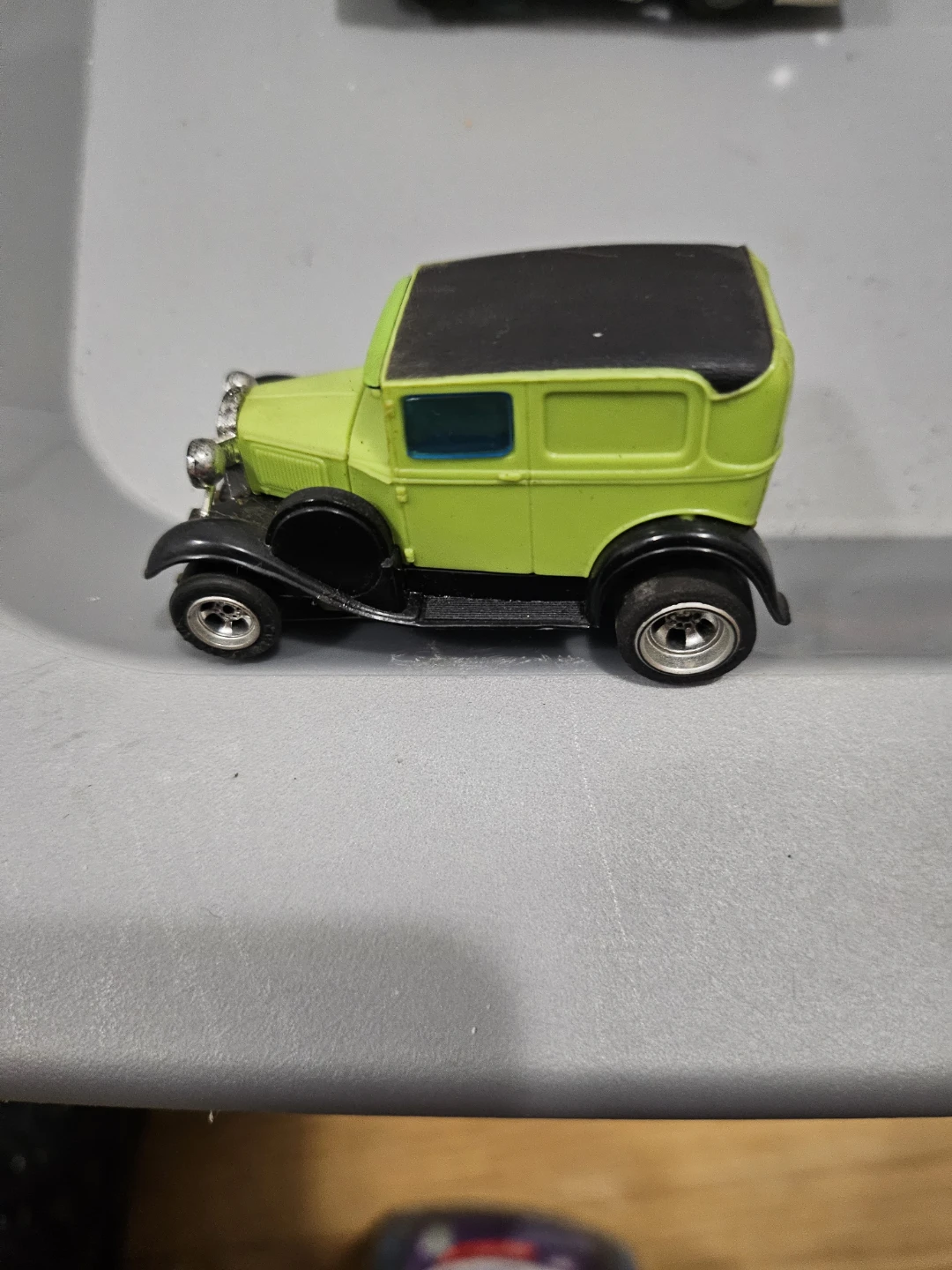 AFX 1930 FORD COUPE