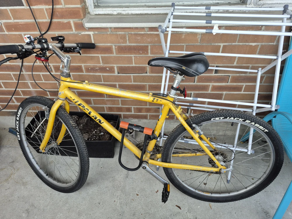 Yellow Polan Mountain Bike