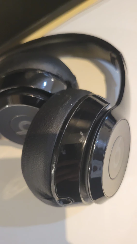 Beats Solo3 not working was opened - photo 3