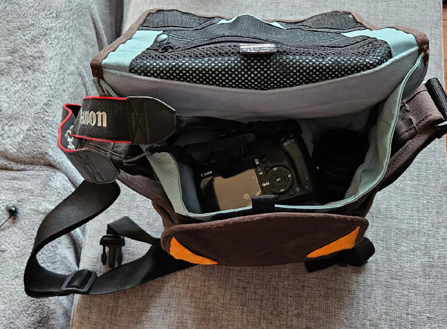 Canon Rebel XSi DSLR Camera with EF-S 55-250mm Lens image indicator(5)