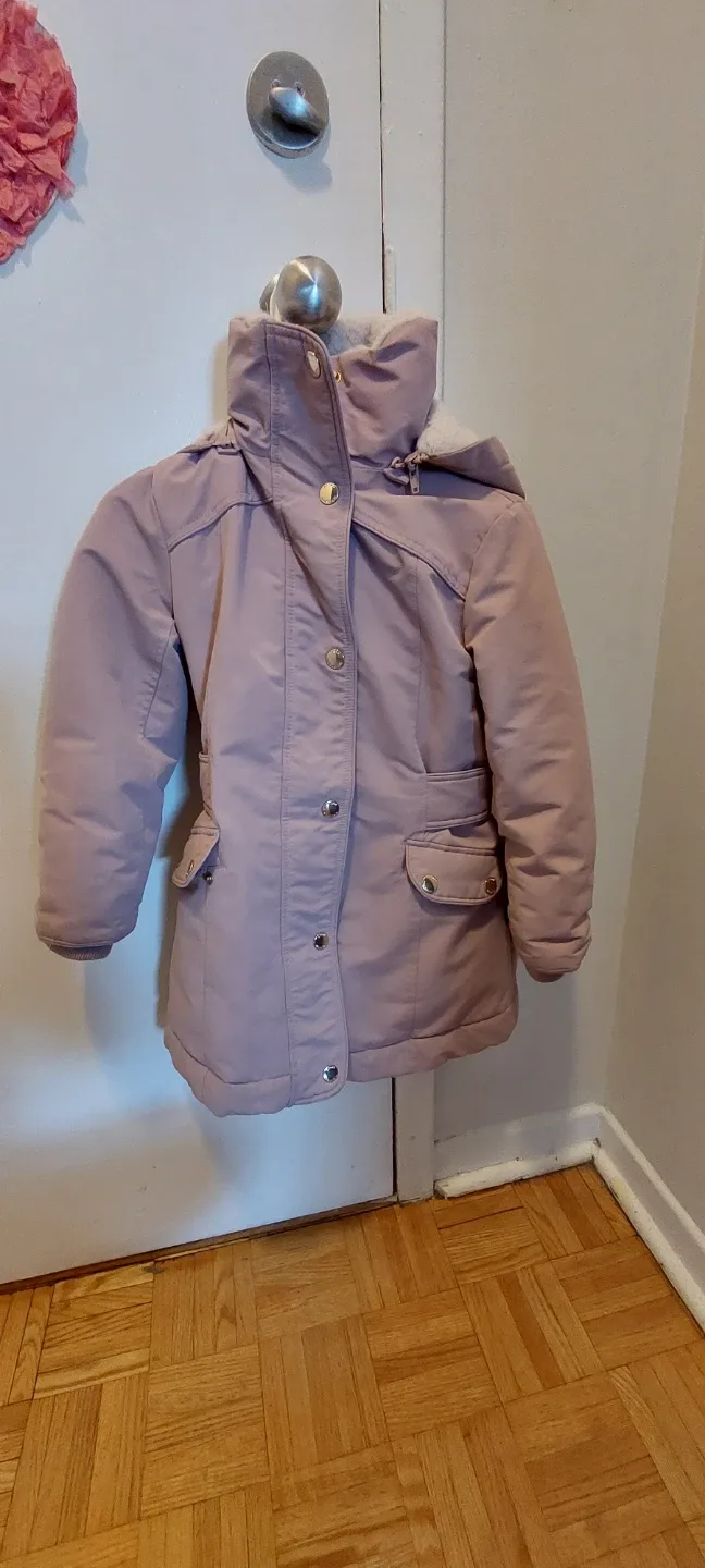 Girl's Pink Winter Coat image indicator(2)