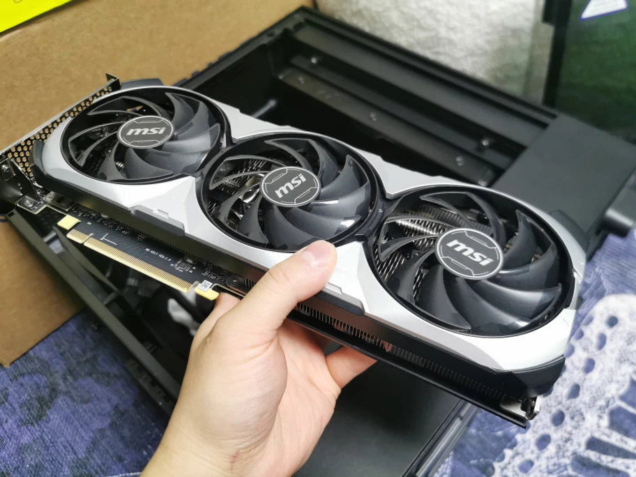 Spare mid-high end gaming PC parts ~1yr usage - photo 4