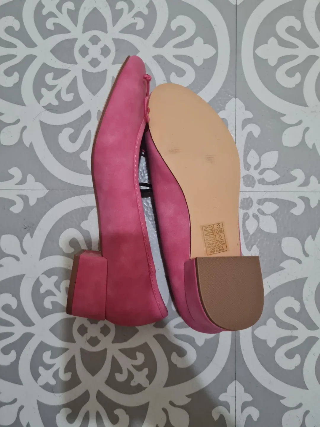Joe Fresh Pink Block Heel Pumps - Size 7 image indicator(2)