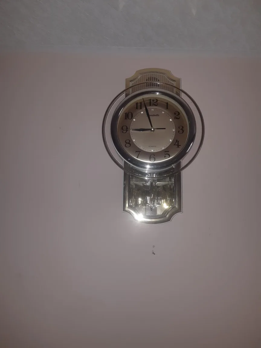 Forestville Quartz pendulum clock