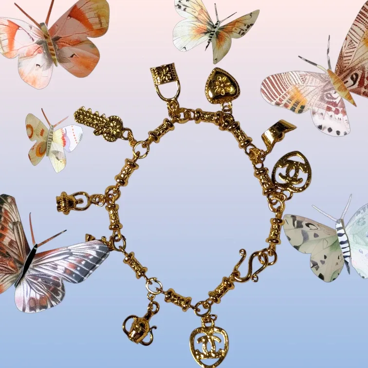 Chanel Charm Bracelet - Gold