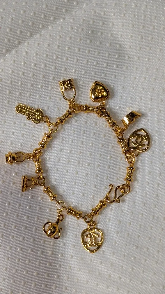 Chanel Charm Bracelet - Gold image indicator(2)
