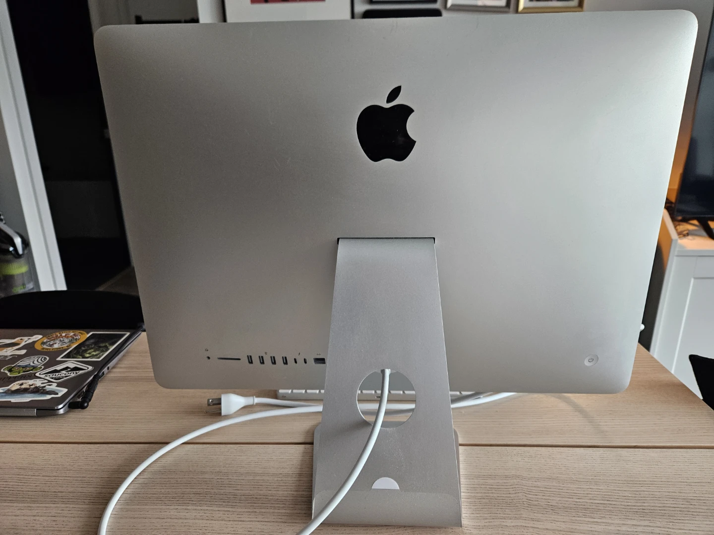 Apple iMac Desktop Computer with Keyboard and Mouse - photo 2