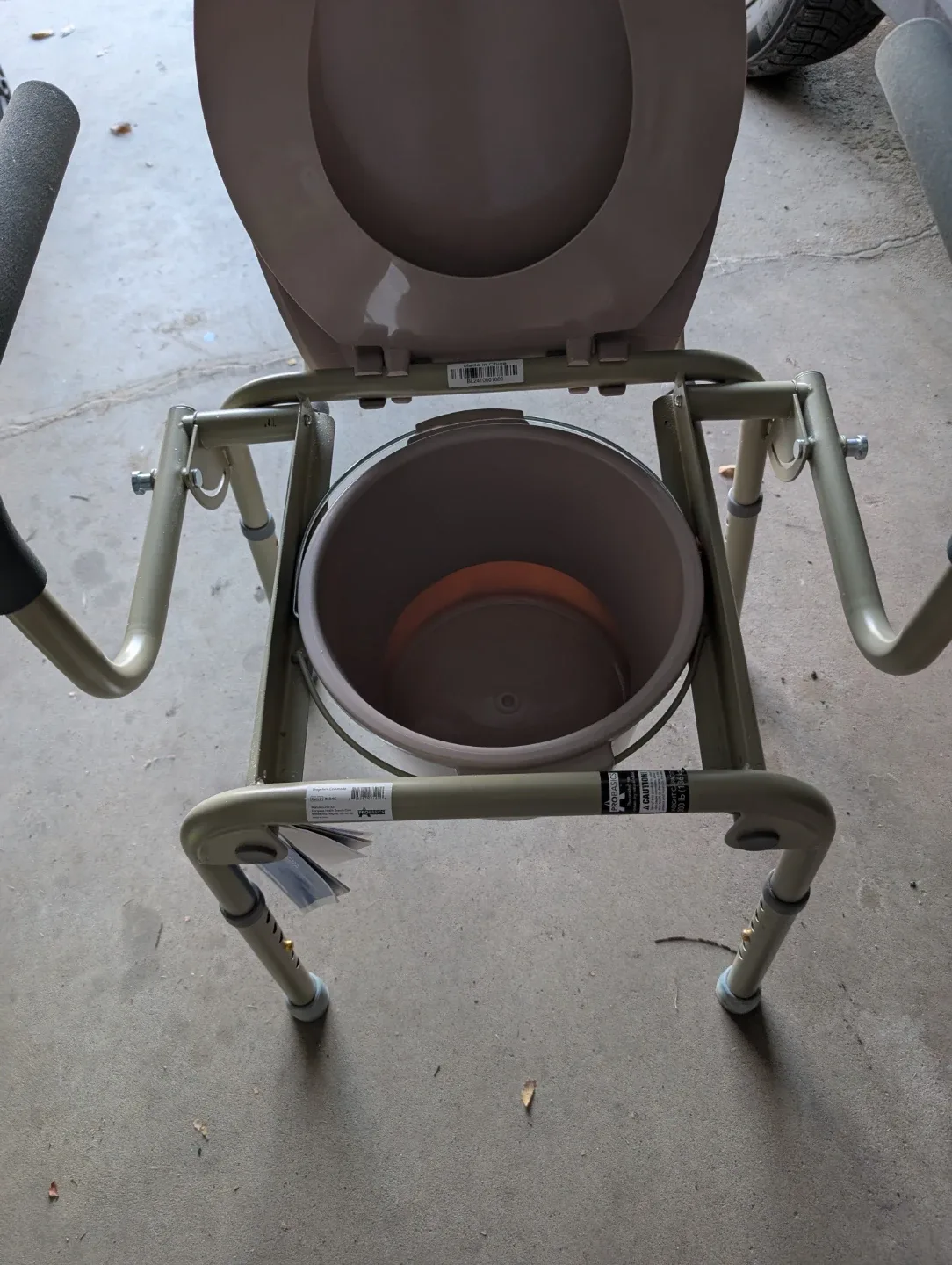 Portable Commode image indicator(4)