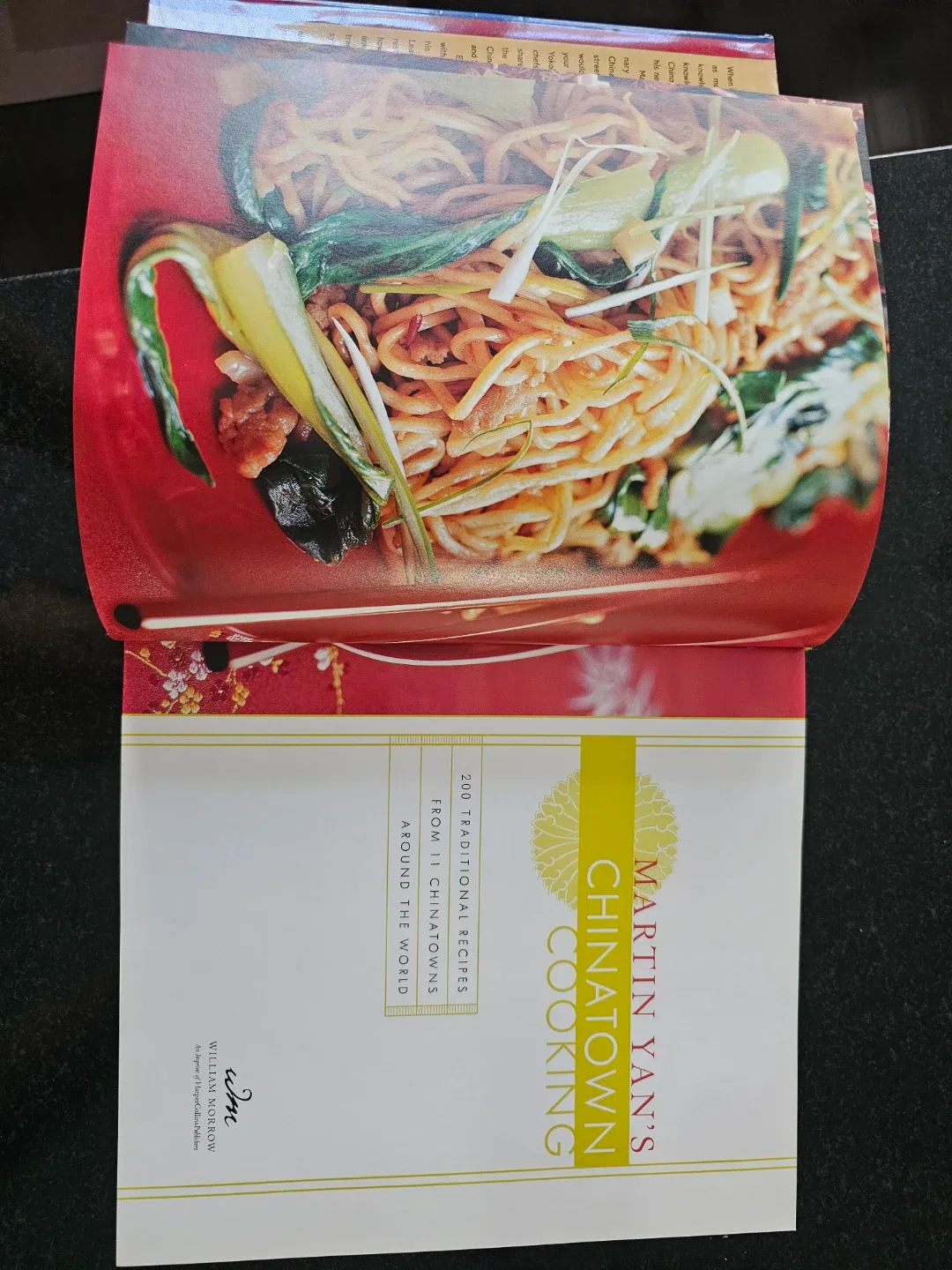 Martin Yan's Chinatown Cooking Companion Cookbook image indicator(5)