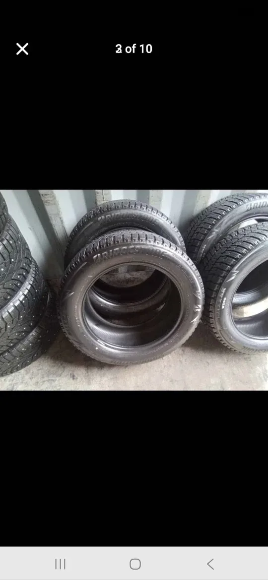 Set of 4 BRIDGESTONE Winter Tires (225/55R17) – Like New! image indicator(2)