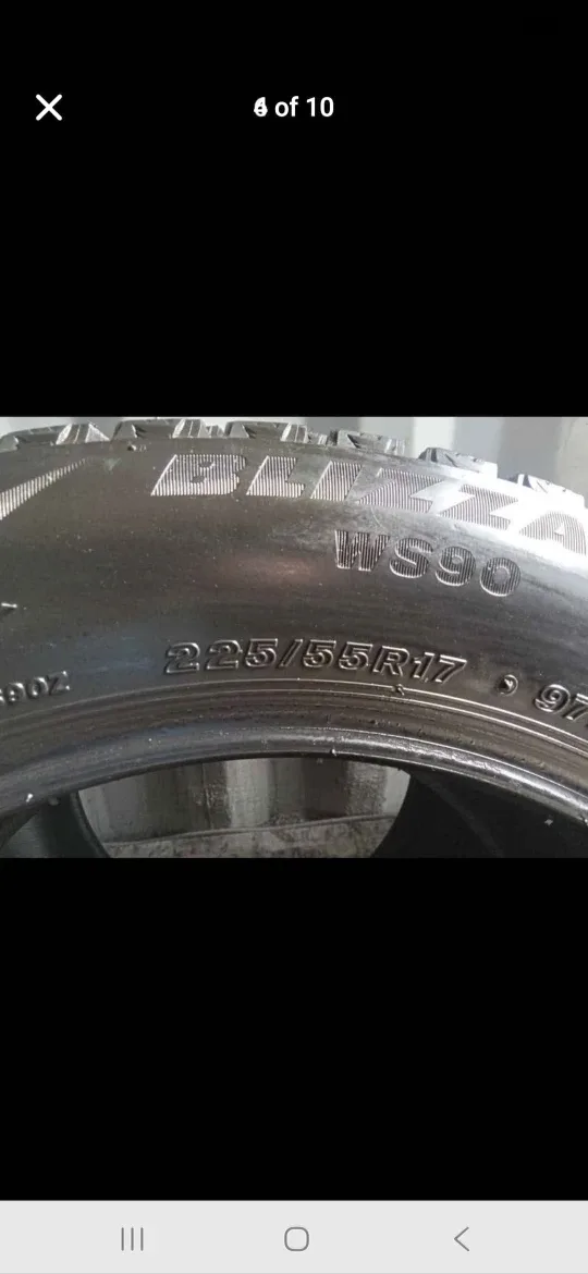 Set of 4 BRIDGESTONE Winter Tires (225/55R17) – Like New! image indicator(3)