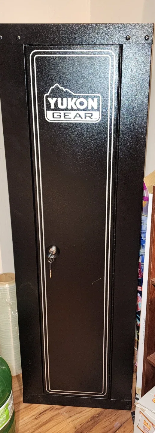 Yukon Gear Gun Safe - Black image indicator(3)