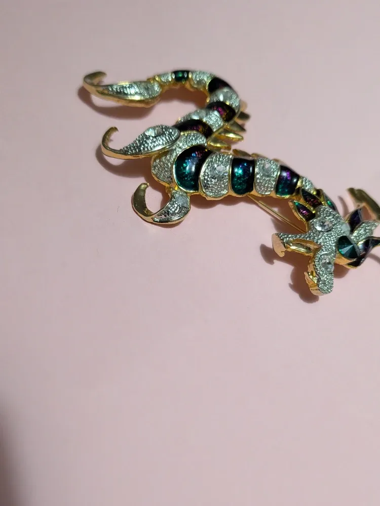 Vintage Dragon faux rhinestone & enamel Brooch image indicator(3)