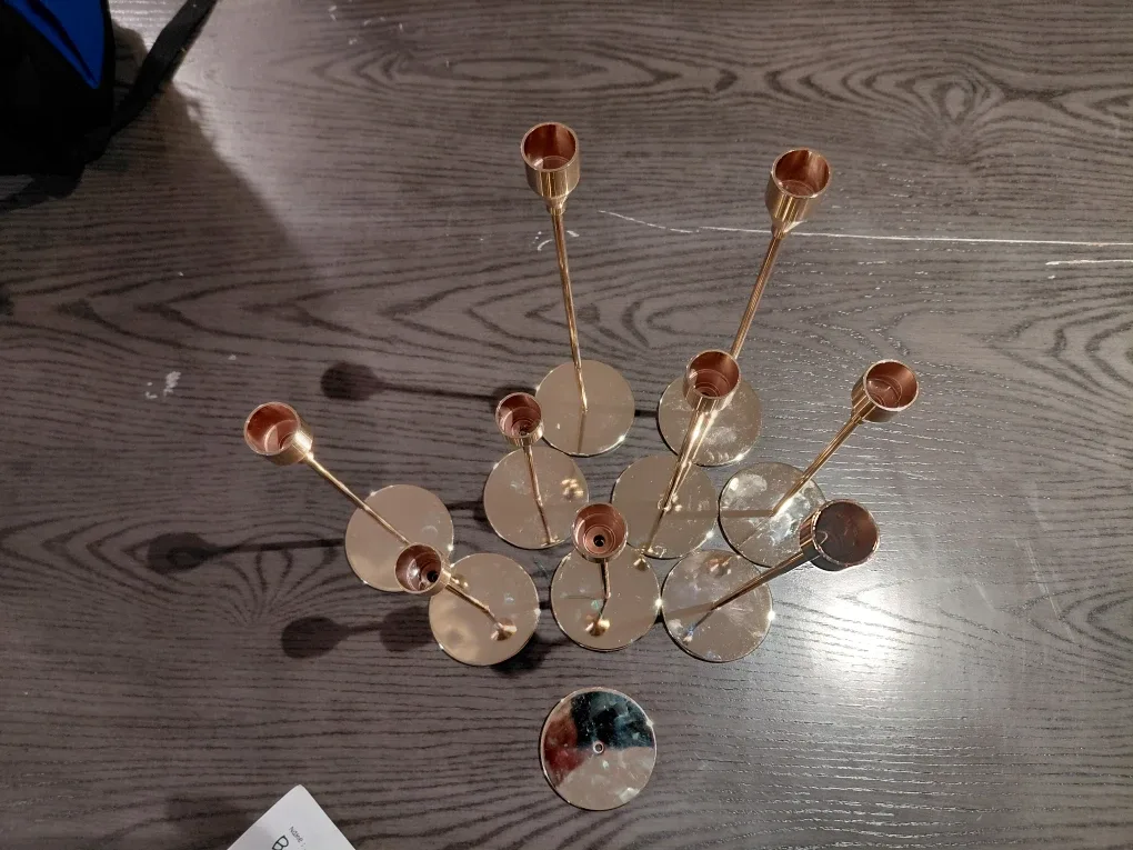 Gold Candle Holders image indicator(6)