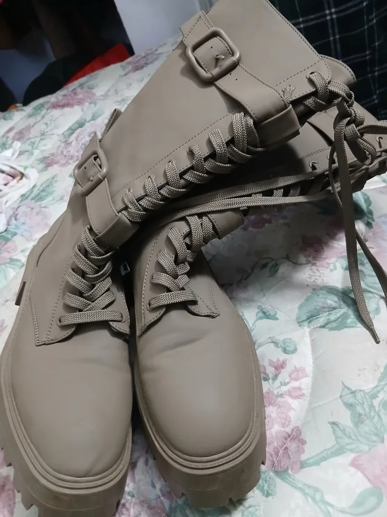 Zara Lace-Up Buckle Boots - Size 40 image indicator(3)