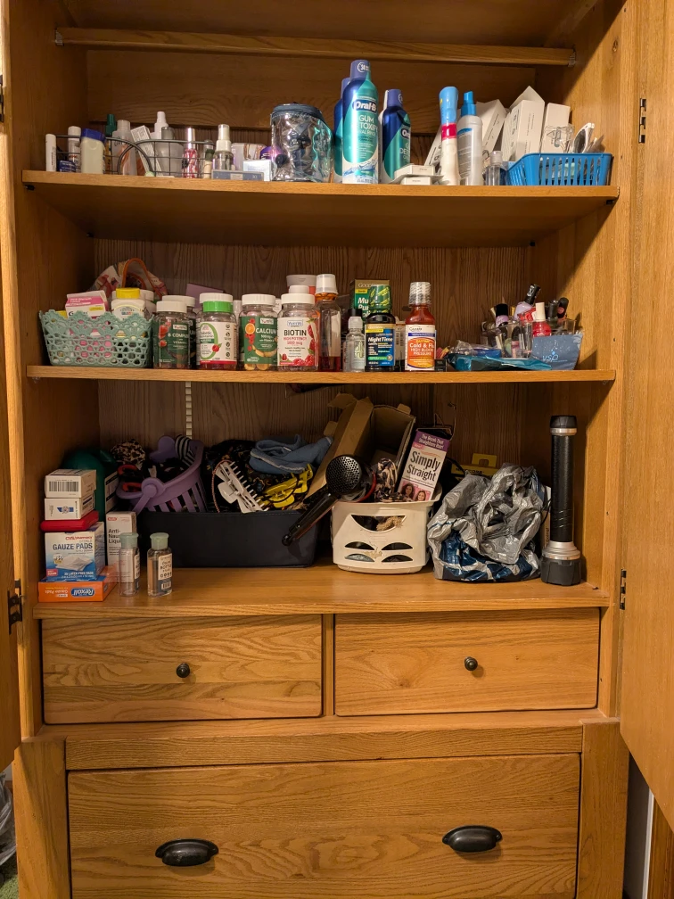 Versatile Solid Oak Storage Armoire / Cabinet - photo 5