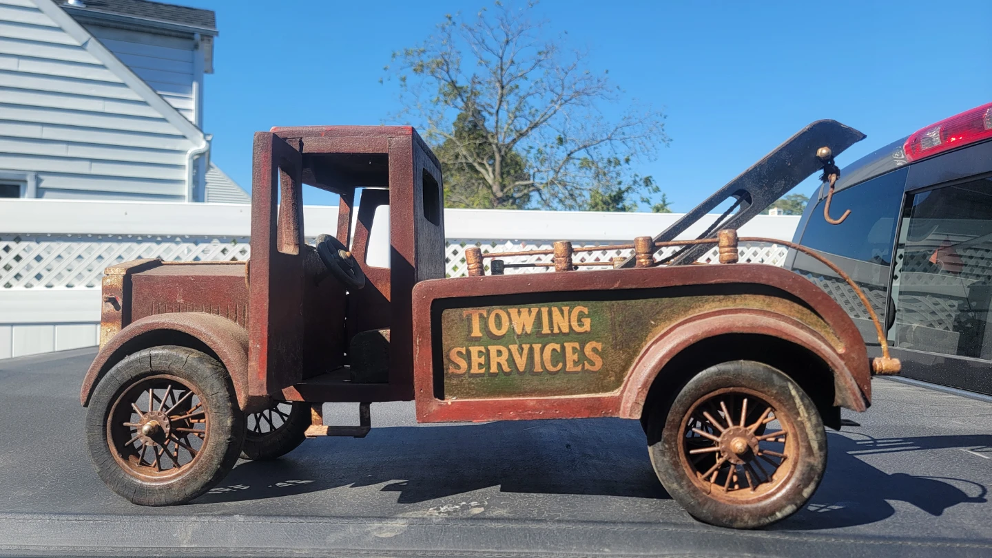 Vintage Style Tow Truck Decoration - photo 3