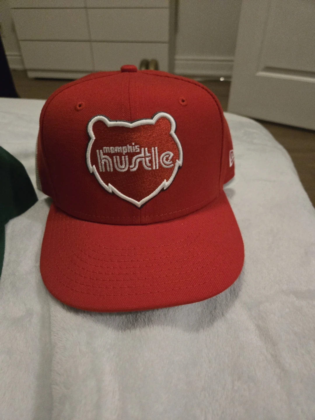 Assorted Baseball Caps: Memphis Hustle, Giants, Celtics - photo 4
