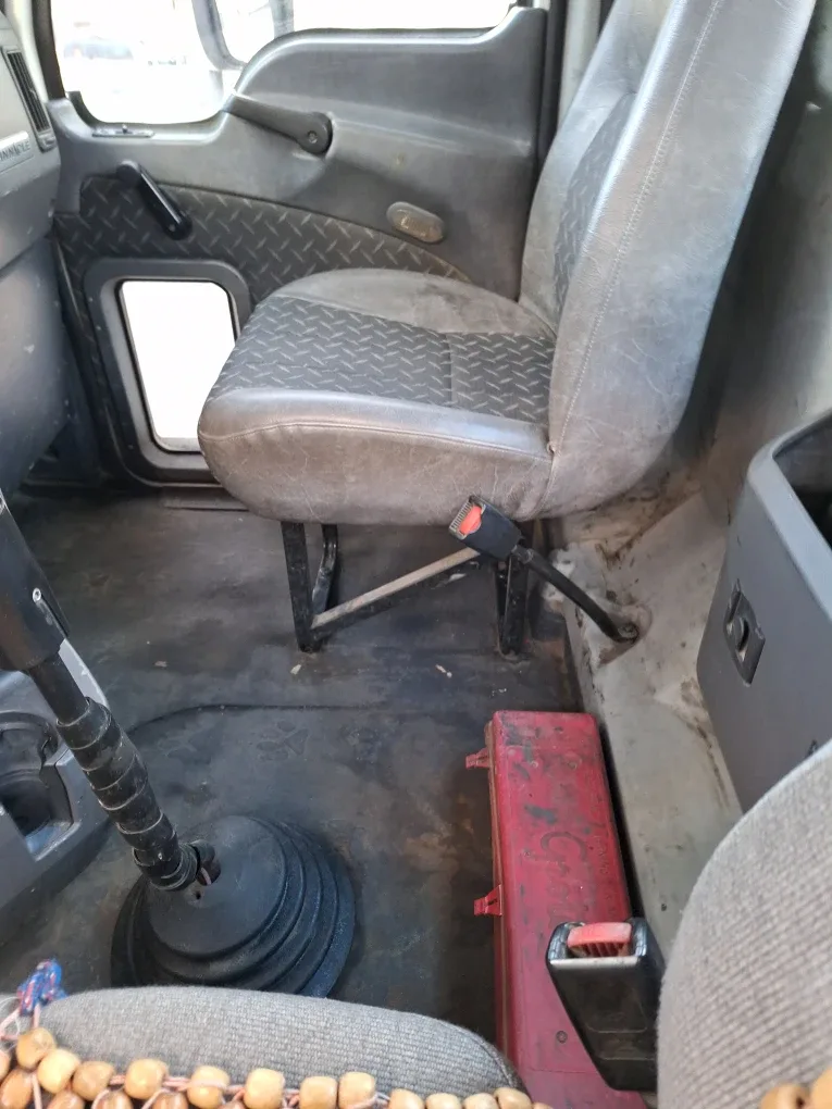 Semi truck image indicator(8)