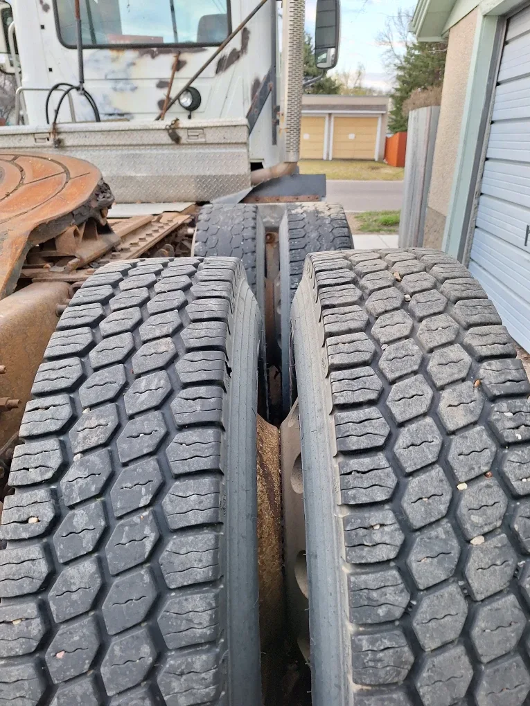 Semi truck image indicator(9)