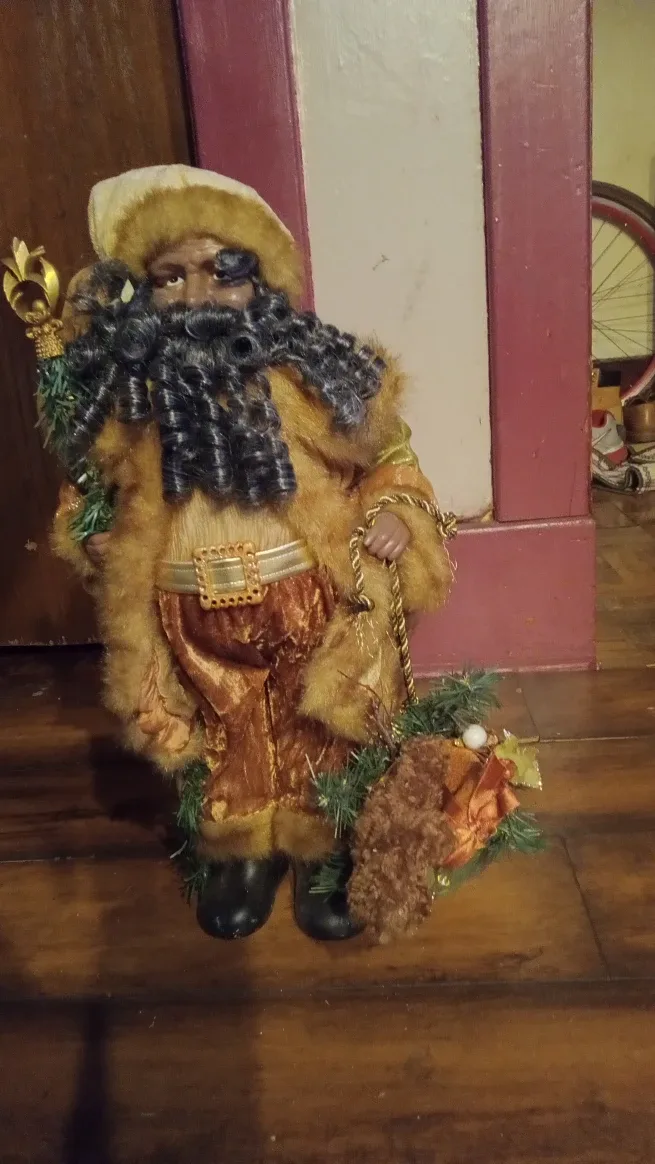 Santa Claus Figurine