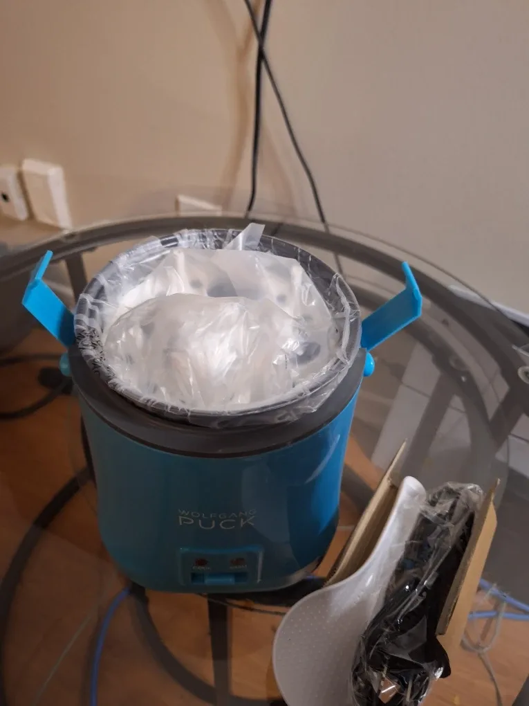 Wolfgang Puck 1.5 Cup Portable Rice Cooker - New! image indicator(5)