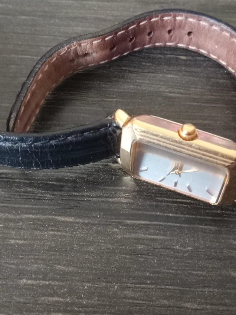 Bulova Quartz Women's Watch image indicator(2)