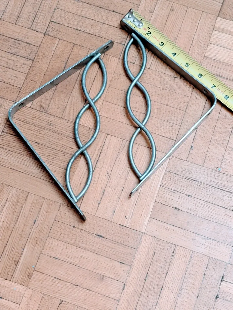 Shelf Brackets - Decorative Metal image indicator(4)