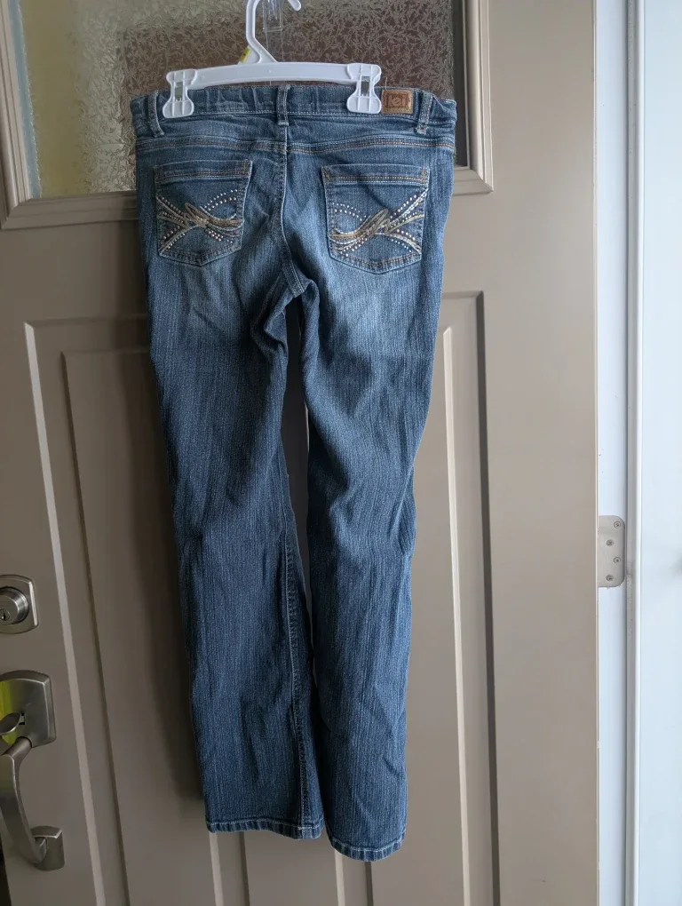 Girls sz 16 Jeans image indicator(2)
