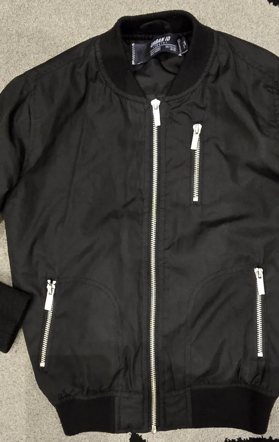 Little Boys Cute Bomber Jacket! - Size 5 / 6 image indicator(2)