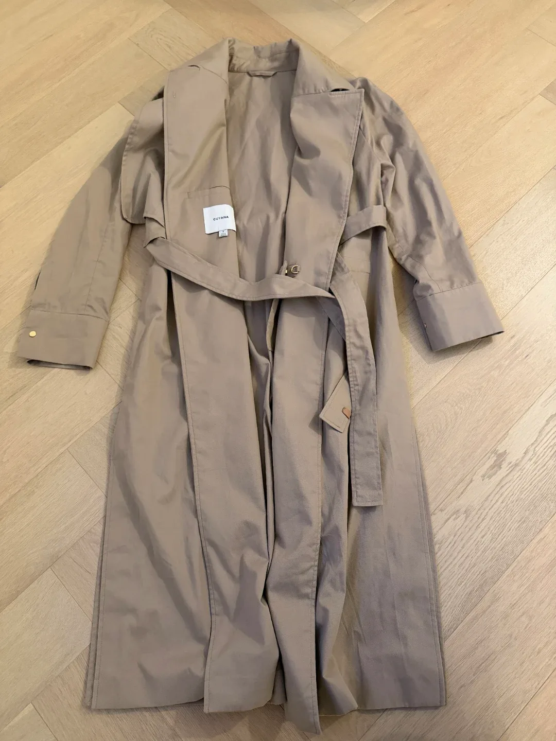 Cuyana Relaxed Trench Coat - Size Small image indicator(4)