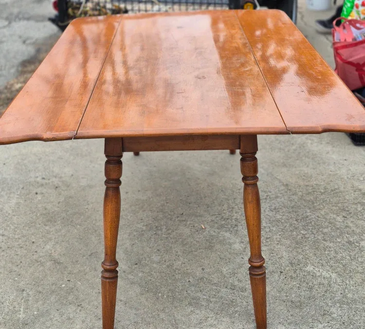 Drop Leaf Dining Table with 4 Chairs image indicator(5)