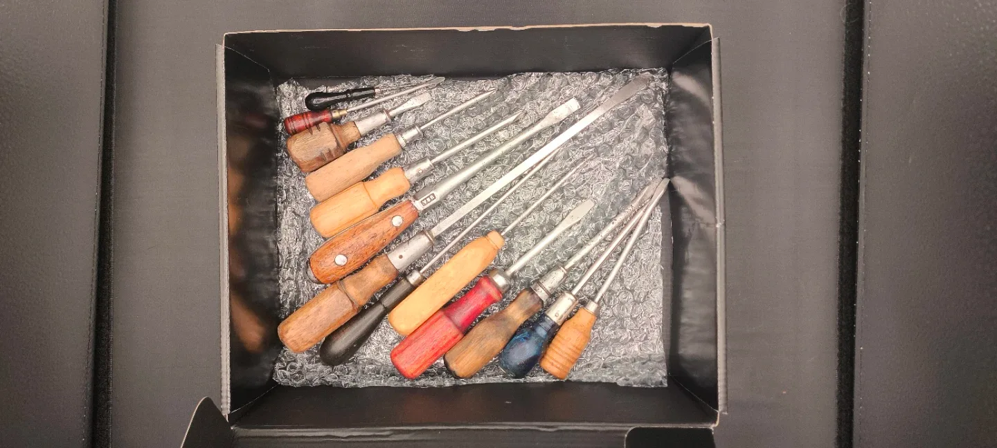 Vintage Screwdriver Set image indicator(8)