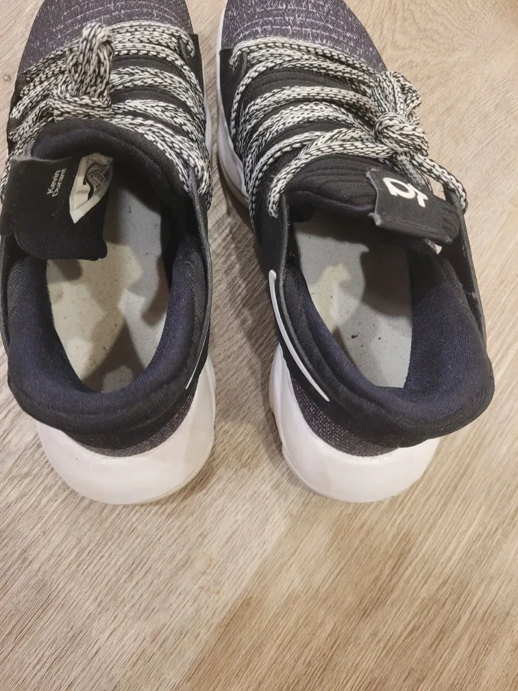Nike KD10 Kevin Durant Shoes size EUR 38 / US 5.5Y image indicator(7)
