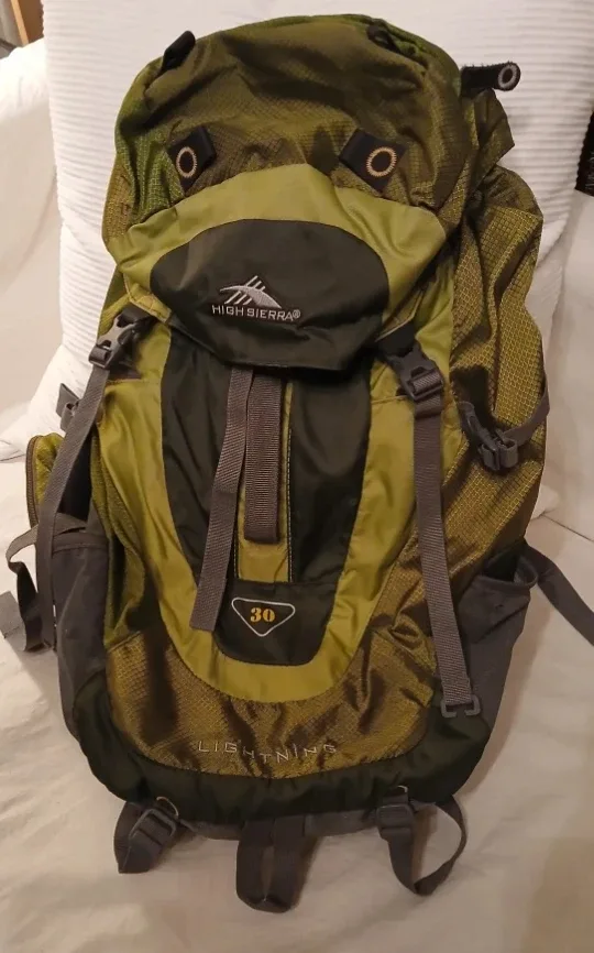 High Sierra Survival Pack image indicator(8)