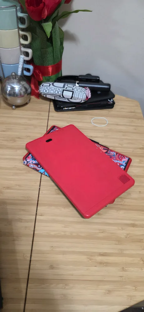 RCA Viking Pro Tablet with Keyboard - Red image indicator(6)