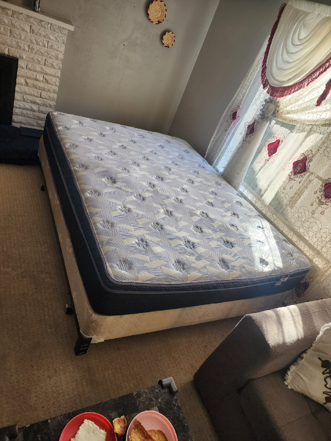 Queen Size Mattress and Bed Frame - photo 4