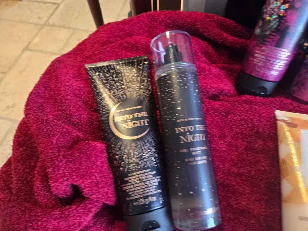 Bath & Body Works Lot: Body Cream & Fine Fragrance Mist image indicator(2)