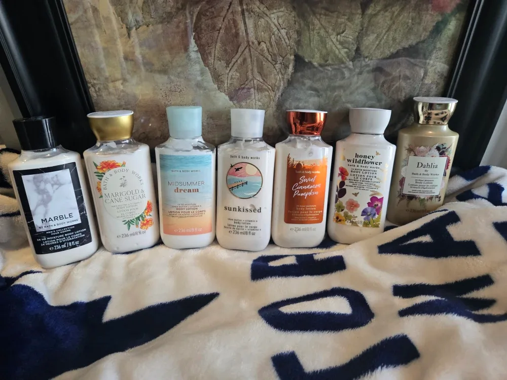 Bath & Body Works Lot: Body Cream & Fine Fragrance Mist image indicator(7)