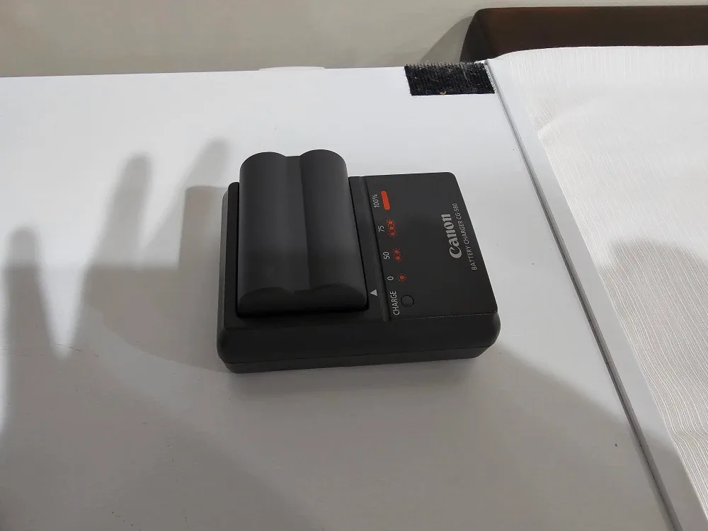 Lowepro Camera Bag & Canon PowerShot G6 Bundle image indicator(4)