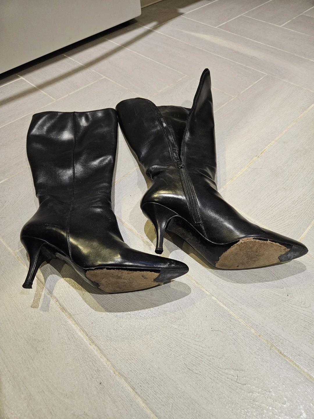 Womens knee high leather boots - photo 3