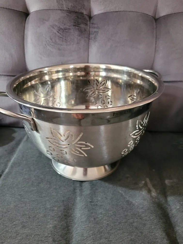 Stainless Steel Colander & Mixing Bowl Set image indicator(7)