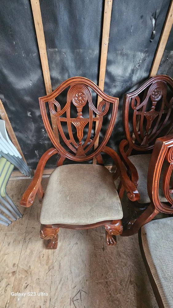 Antique Style Dining Chairs - Set of 6 image indicator(2)