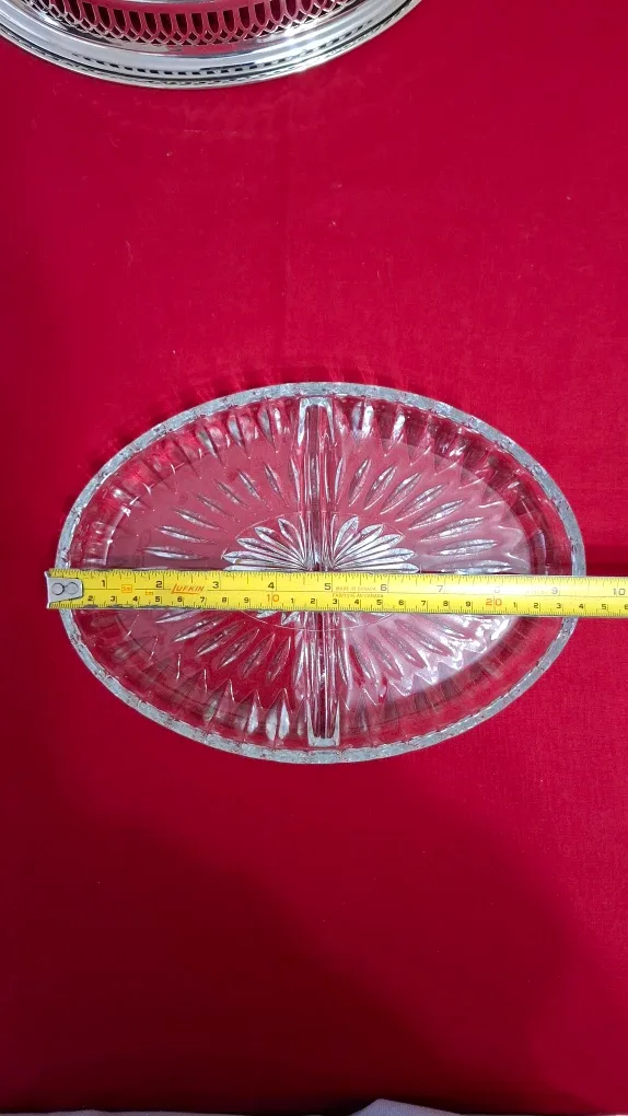 Glass Serving Dish with Silver-plated Holder image indicator(9)